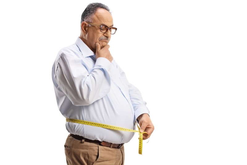 barbat supraponderal isi masoara circumferinta abdominala