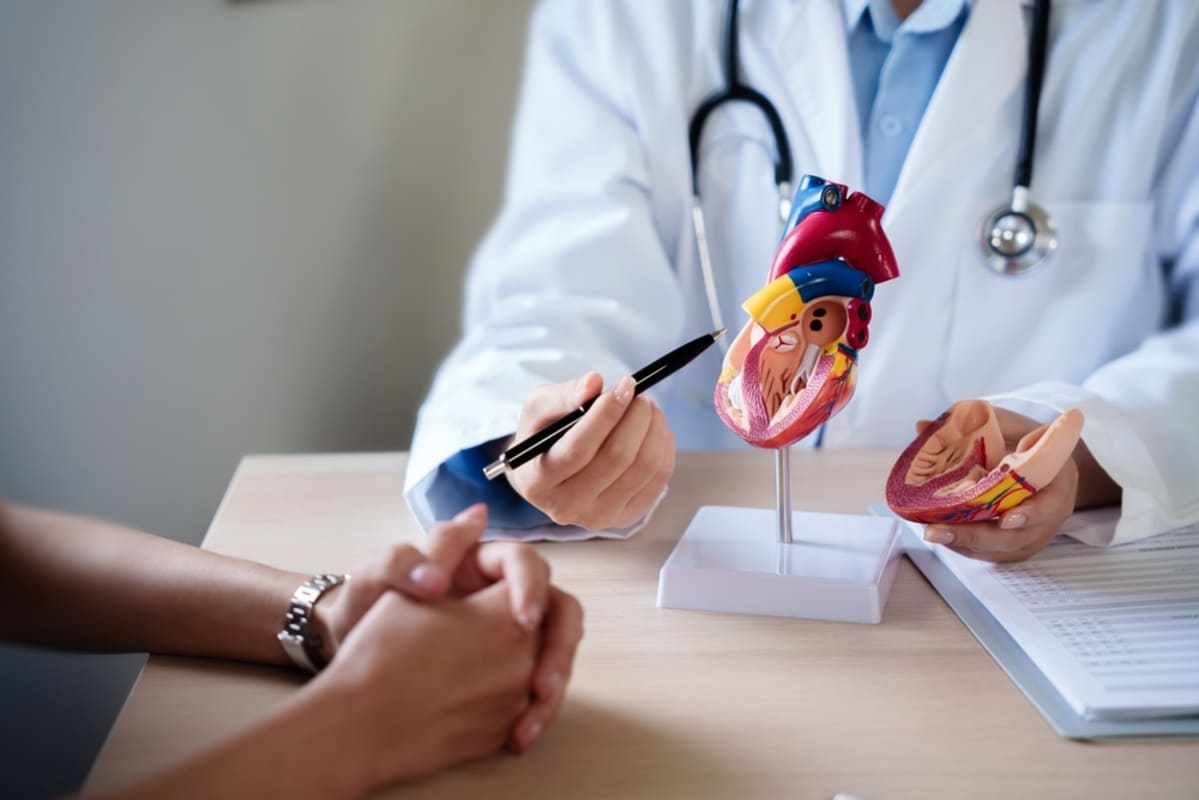 consult cardiologic femeie