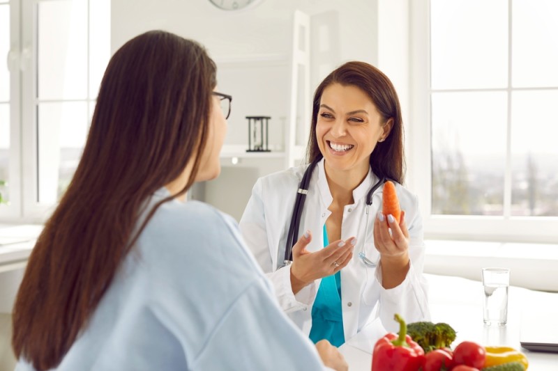 plan de dieta pentru sanatatea cardiovasculara cu diverse alimente si mese